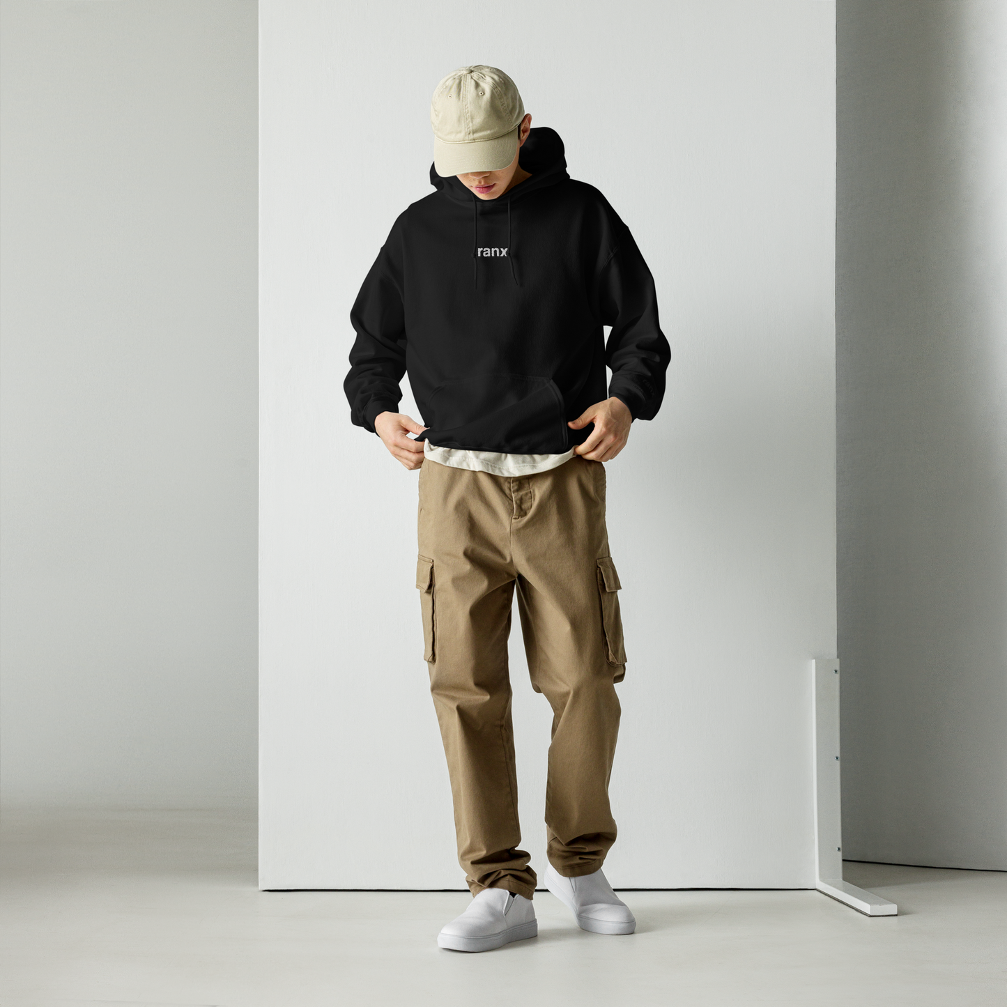 Vanta Hoodie